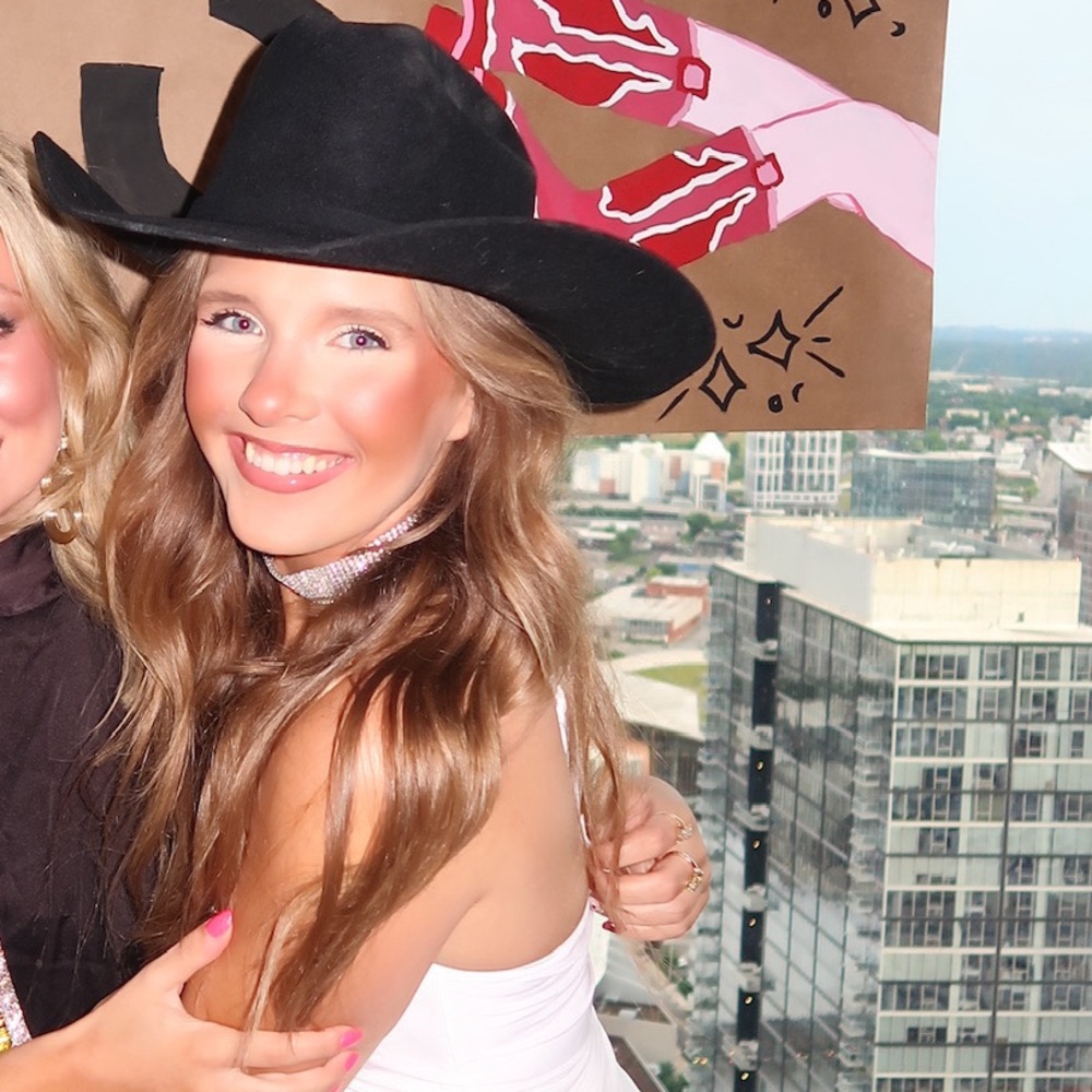 Meet your Posher, Shannon